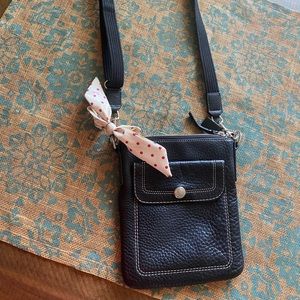 COACH cross body bag - black. Beautiful condition
